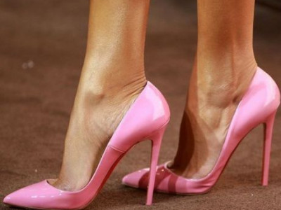 Πώς να επιλέξετε τα τέλεια παπούτσια για το outfit σας