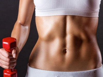Λίπος στην περιοχή της κοιλιάς; Εξαφανίστε το με αυτό το τέλειο 10λεπτο workout