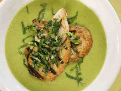 Ο αρακάς... αλλιώς! Η πιο νόστιμη βελουτέ σούπα για να γλείφετε και τα δάχτυλά σας