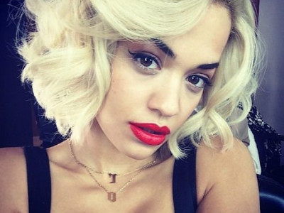 #Selfie: Οι διάσημοι δίνουν τις δικές τους συμβουλές για καλύτερες φωτογραφίες!