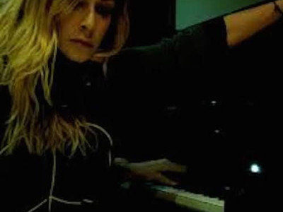 Αγάπη είναι ~ Άννα Βίσση