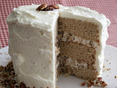 Είστε λάτρεις της λευκής σοκολάτας; Φτιάξτε την πιο νόστιμη κρέμα για τα γλυκά σας