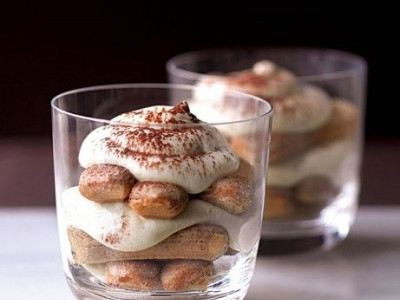 Γρήγορο τιραμισού στο ποτήρι!