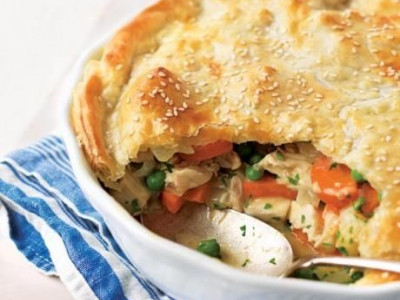 Αυτή είναι σίγουρα η νοστιμότερη κοτόπιτα που φάγατε ποτέ: Δοκιμάστε τη