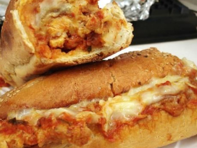 Oh my God: Αυτό το σάντουιτς με κοτόπουλο σχεδόν θα σας... συγκινήσει