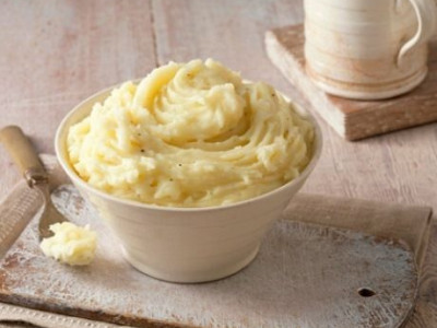 Συνταγή για τον πιο νόστιμο και μυρωδάτο πουρέ πατάτας που έχεις φάει ποτέ!