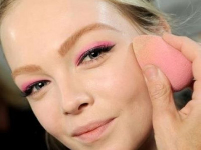 Beautyblender: Ο σωστός τρόπος για να χρησιμοποιήσεις το "μαγικό" σφουγγαράκι !