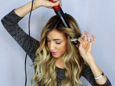 Ο σωστός τρόπος να καθαρίσεις το σίδερο μαλλιών!