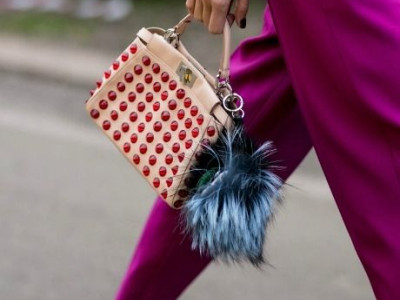 Κεφάλαιο γυναικεία τσάντα: Πόσο άλλαξε τον τελευταίο αιώνα το πιο σημαντικό αξεσουάρ;