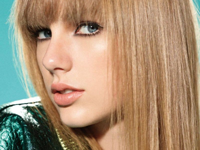 Βαρέθηκες το κλασικό μαύρο eyeliner, αυτή είναι η πιο καλοκαιρινή εκδοχή του!