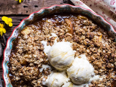 Μηλόπιτα με λίγες θερμίδες και χωρίς ψήσιμο!