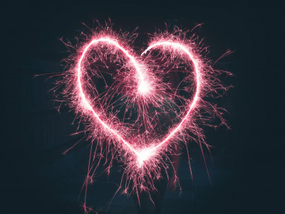 Valentine's Lovers vs Haters: Eσύ ποιο στρατόπεδο θα διαλέξεις;