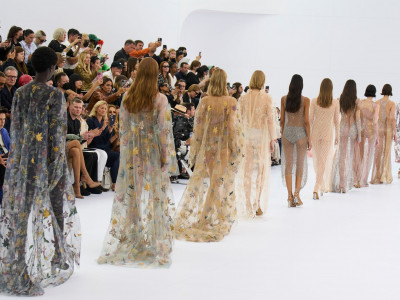 Fendi Haute Couture FW22: Ο Kim Jones θεωρεί ότι η couture μπορεί να είναι minimal