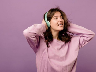 Πώς η μουσική ενισχύει τον εγκέφαλο και την ποιότητα ζωής