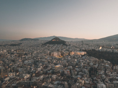 Δεν είναι ούτε το Κουκάκι ούτε το Παγκράτι: Αυτή είναι η πιο cool γειτονιά της Αθήνας