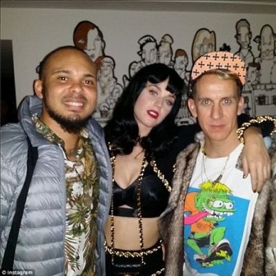 Δείτε τις μεθυσμένες Katy Perry και Rihanna με τον Jeremy Scott και τον Diplo