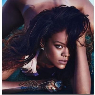 Γυμνή η Rihanna στο εξώφυλλο του περιοδικού Lui (photos)