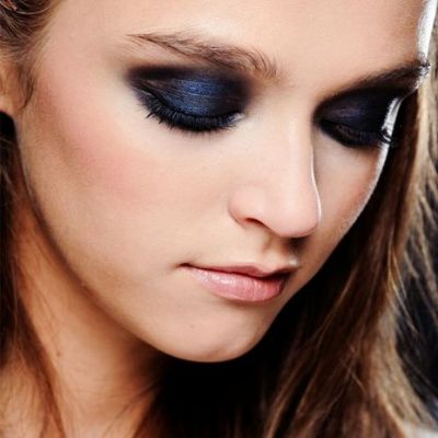 Δεν σας αρέσουν τα smoky eyes που φτιάξατε; Δείτε πώς θα τα διορθώσετε!