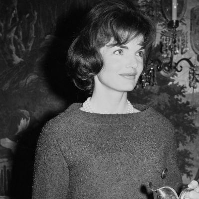 Το 60s trend της Jackie Kennedy είναι το αξεσουάρ που δε θα αποχωρίζεσαι