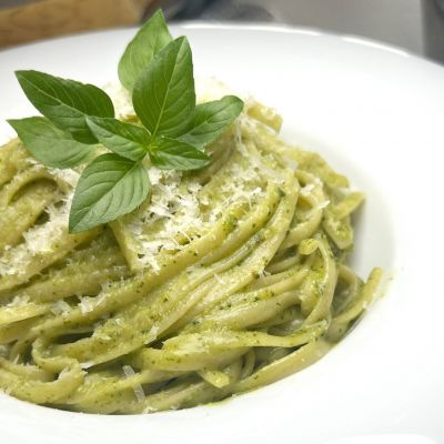 Pesto alla genovese ή αλλιώς η πιο νόστιμη συνταγή ζυμαρικών μόνο για εσένα