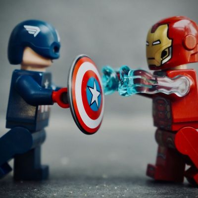 Τι σημαίνει ότι ένα άτομο παραμένει πάντα σιωπηλό για να αποφύγει τις συγκρούσεις, βάσει ψυχολογίας