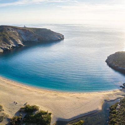 Η καλύτερη παραλία για να αποδράσεις βρίσκεται στην Άνδρο και «νίκησε» Ινδονησία και Βιετνάμ