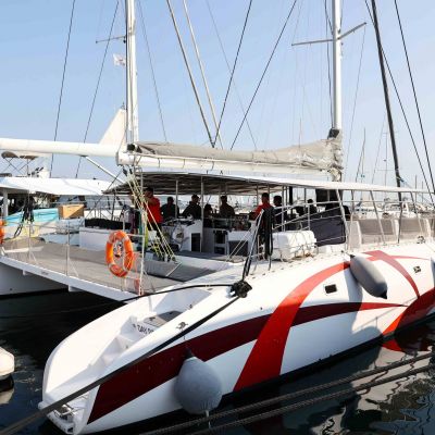 Η SOLID εγκαινίασε το καλοκαίρι με μια λαμπερή κρουαζιέρα  στην Αθηναϊκή Ριβιέρα