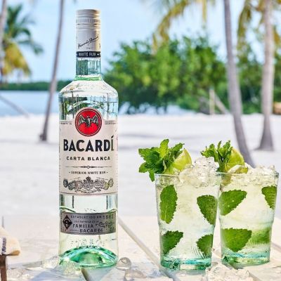 Σαν τη Χαλκιδική με Bacardi δεν έχει! Το Bacardi δίνει το ρυθμό της διασκέδασης στη Χαλκιδική