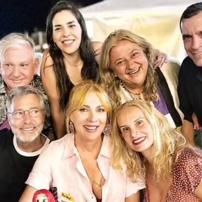 Σμαράγδα Καρύδη: Το ωραιότερο δώρο για τα γενέθλιά της ήταν επάνω στην τούρτα της