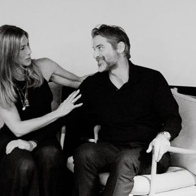 Jim Curtis: Ο σύντροφος της Jennifer Aniston δίνει συμβουλές για την αγάπη και κρατάμε σημειώσεις