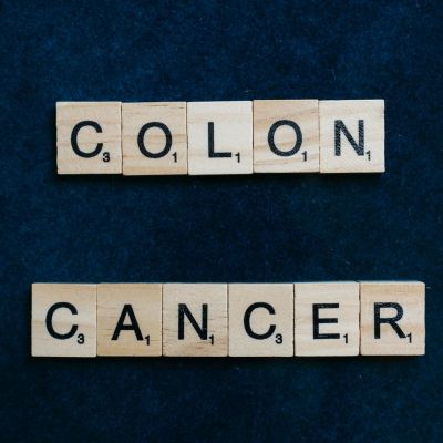 Η νέα επαναστατική εξέταση για τον καρκίνο του παχέος εντέρου: ο Νίκος Τσούλος μάς λύνει απορίες