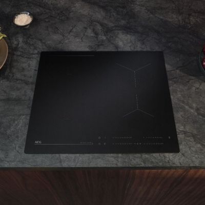 Ήξερες ότι η συνεργασία AEG x Chef Άκης Πετρετζίκης κάνει level up την εμπειρία στην κουζίνα μας;