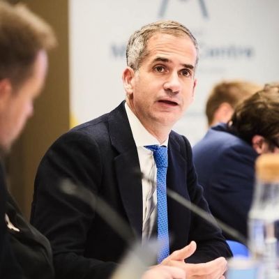 Όταν η «πολυφωνία» πληγώνει τη μνήμη