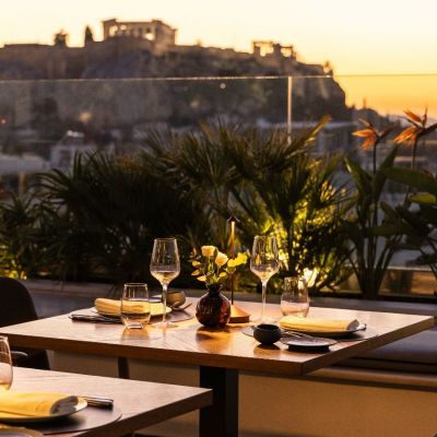 Άγιος Βαλεντίνος στο WHISPERS: Μια βραδιά φτιαγμένη για δύο