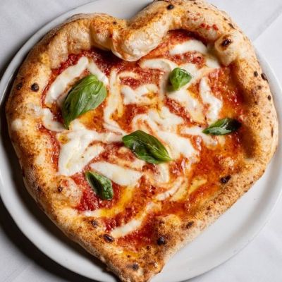 Ο Άγιος Βαλεντίνος αλλιώς: Πες μου τι ζευγάρι είστε, να σου πω πού θα βγείτε για φαγητό