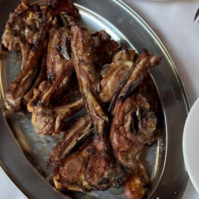 Τσικνοπέμπτη: τα έξι πιάτα που δεν πρέπει να χάσει κανένας ορκισμένος meat lover της πόλης