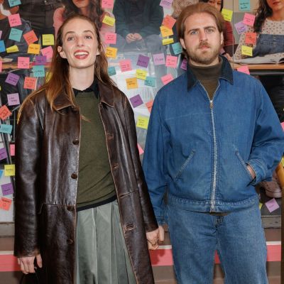 Η Maya Hawke παντρεύτηκε τον Christian Lee Hutson: Uma Thurman, Ethan Hawke μοιράστηκαν τη χαρά της