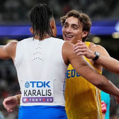 Ο Mondo τραγουδά και ο Manolo τρολάρει: Το νέο κεφάλαιο του Duplantis που έγινε viral