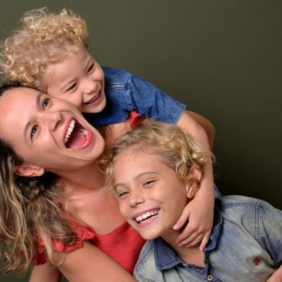 Δοκίμασα το «empty weekend parenting» με τους γιους μου και άλλαξε ο τρόπος που έπαιζαν