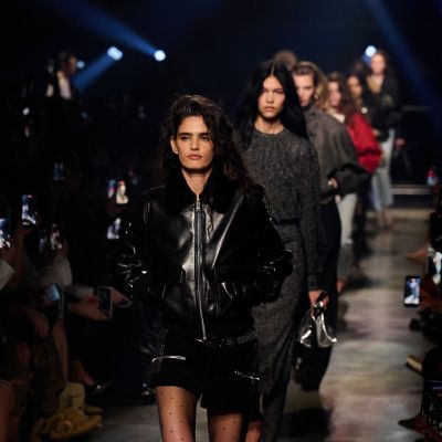 Τα it girls της Isabel Marant για τη συλλογή FW26 ήταν ό,τι πιο cool είδαμε στο Παρίσι