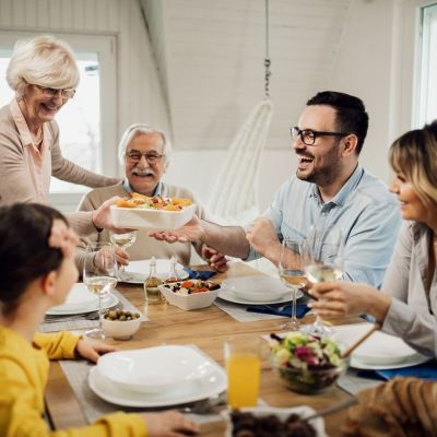 Λίγο πριν το Πάσχα, η Σαρακοστή ολοκληρώνεται και το καλύτερο τραπέζι στρώνεται τώρα