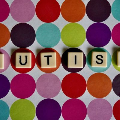 ΑμΚΕ ΙΑΣΙΣ: Να μετακινηθούμε από το «τι δεν μπορεί», σε αυτό που το άτομο με αυτισμό ΜΠΟΡΕΙ να κάνει