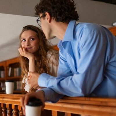 «Catching Print»: Το νέο trend του TikTok δείχνει στους άνδρες πώς είναι να σε «γδύνουν» με τα μάτια