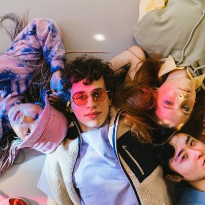 Gen Alpha: Η γενιά που μεγαλώνει αλλιώς  κι εσύ το παρακολουθείς live