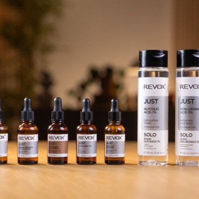 Από την απολέπιση στην αποκατάσταση: Το skincare cycle για πιο λαμπερή επιδερμίδα