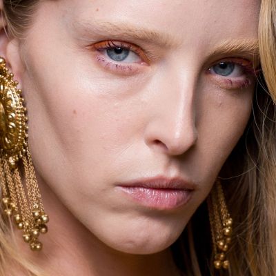 Beauty hack: Αυτή είναι η νέα «τεχνική 53» για να εφαρμόσεις σωστά το contouring στο πρόσωπό σου