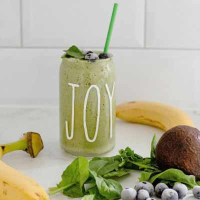 7 φυσικοί τρόποι για να προσθέσεις περισσότερη πρωτεΐνη στα smoothies σου