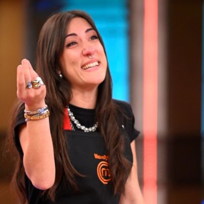 Έφυγε η terminator Μενεξιά Μαυροπούλου από το MasterChef: Tα δάκρυα του Τάσου και τα λόγια αγάπης