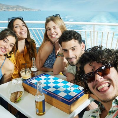 Το ημερολόγιο γράφει άνοιξη, εμείς όμως ήδη ταξιδεύουμε... στο καλοκαίρι