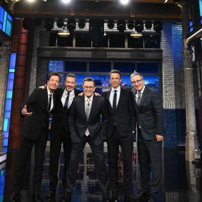 Jimmy Kimmel, Jimmy Fallon, Seth Meyers & John Oliver στο πλευρό του Stephen Colbert πριν το φινάλε